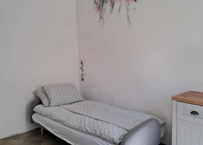 Historic Tow Center Daire Boleslawiec (Lower Silesia)